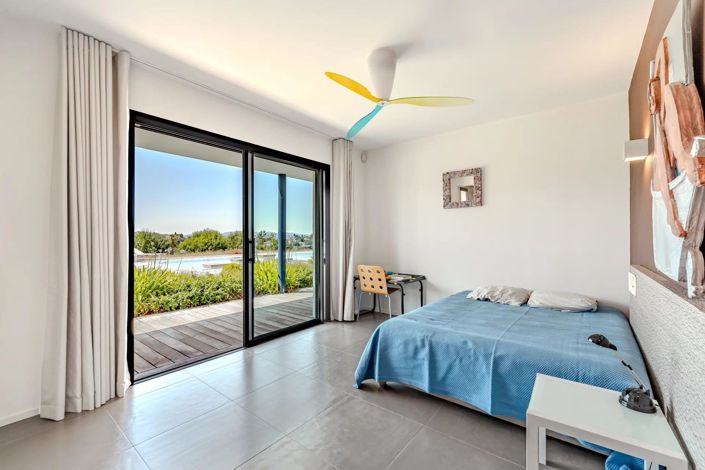 Image No.44-6 Bed House for sale