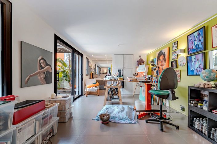 Image No.47-6 Bed House for sale