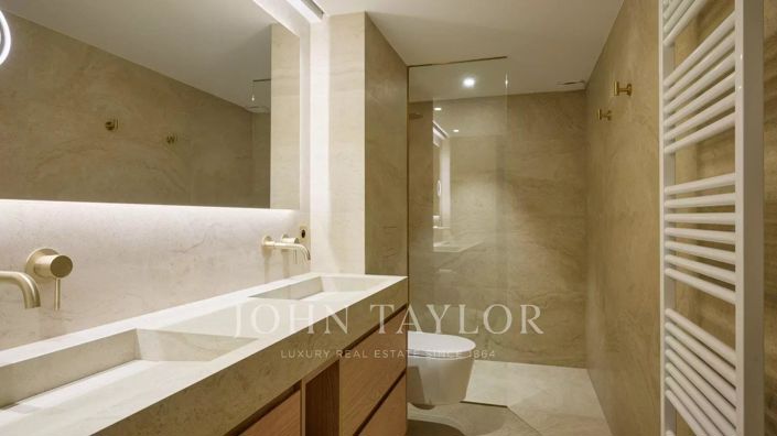 Image No.11-Appartement de 3 chambres à vendre à Cannes