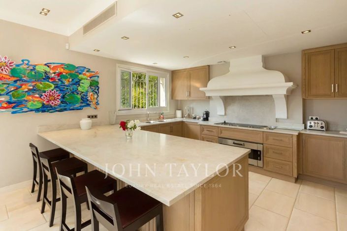 Image No.12-Maison de 4 chambres à vendre à Cannes