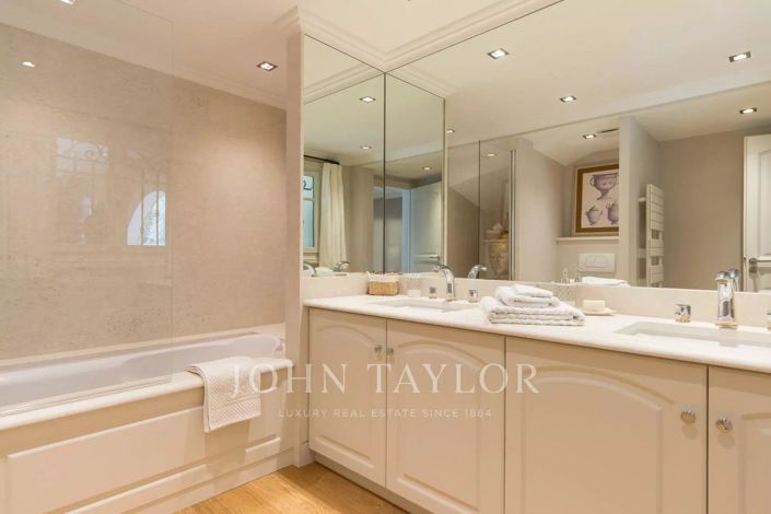 Image No.16-Maison de 4 chambres à vendre à Cannes