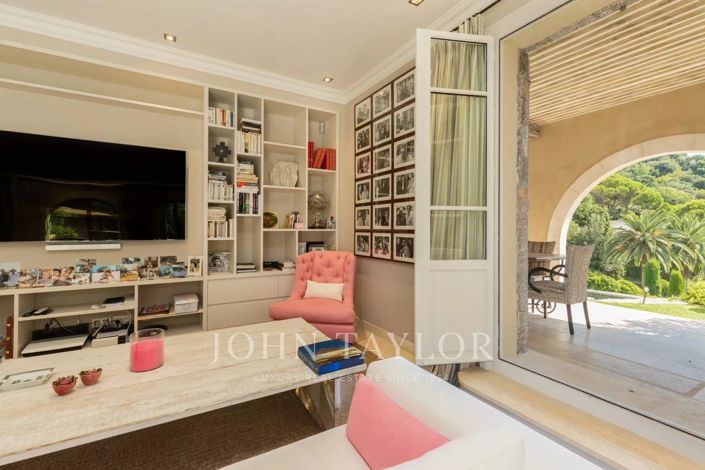 Image No.20-Maison de 4 chambres à vendre à Cannes