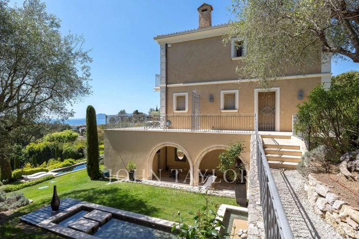Image No.3-Maison de 4 chambres à vendre à Cannes