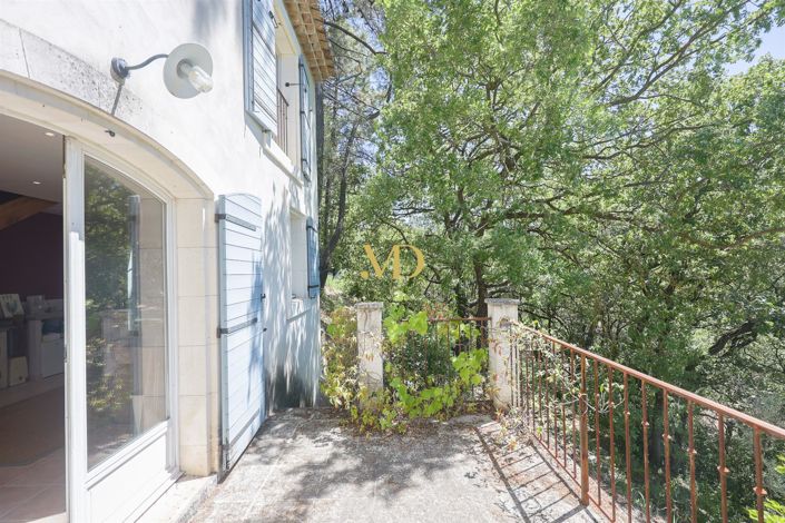 Image No.6-Maison de 3 chambres à vendre à Ménerbes