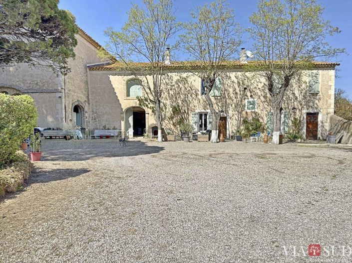 Image No.6-18 Bed House for sale