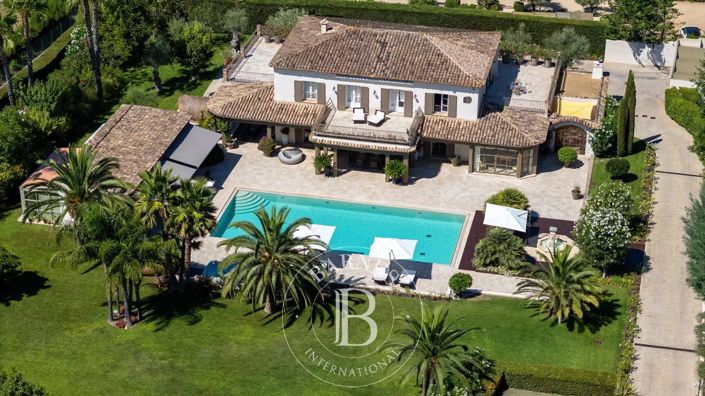 Image No.2-Maison de 8 chambres à vendre à Saint-Tropez