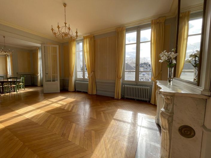 Image No.2-Appartement de 6 chambres à vendre à Oloron-Sainte-Marie