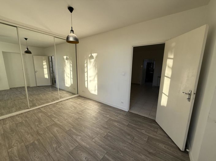 Image No.2-Appartement de 1 chambre à vendre à Oloron-Sainte-Marie