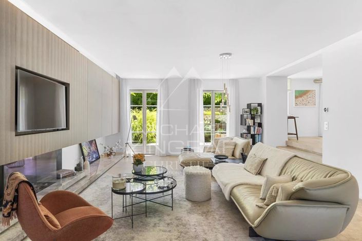 Image No.2-Maison de 4 chambres à vendre à Valbonne