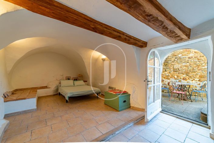 Image No.9-Maison de 4 chambres à vendre à Uzès