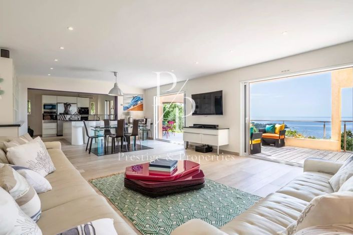 Image No.3-Maison de 5 chambres à vendre à Saint-Raphael