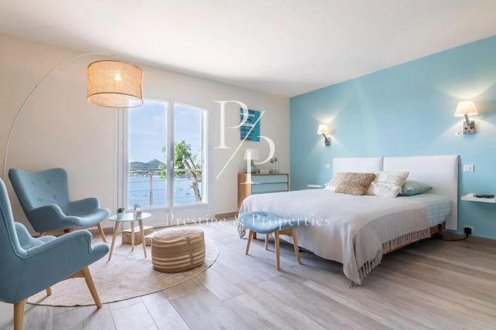 Image No.5-Maison de 5 chambres à vendre à Saint-Raphael