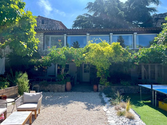 Image No.6-Propriété de 8 chambres à vendre à Saint-Martin-de-Castillon