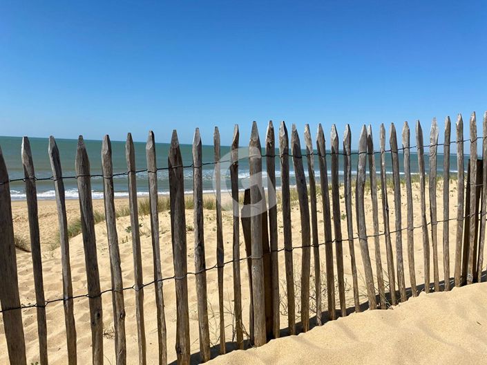 Image No.14-3 Bed House for sale