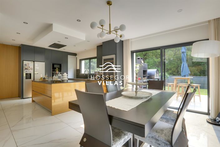 Image No.6-Maison de 4 chambres à vendre à Tosse