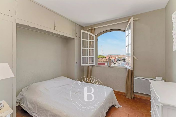 Image No.8-3 Bed Apartment for sale