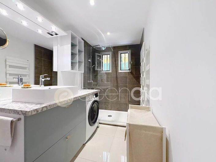 Image No.5-Appartement de 2 chambres à vendre à Cannes