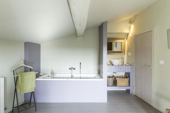 Image No.7-Maison de 3 chambres à vendre à Bonnieux