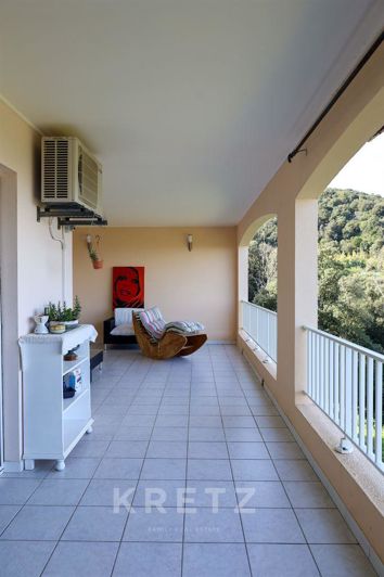 Image No.17-Maison de 10 chambres à vendre à Calcatoggio