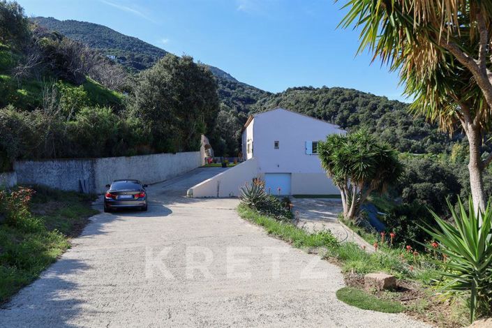 Image No.5-Maison de 10 chambres à vendre à Calcatoggio