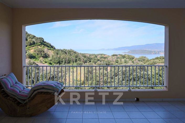 Image No.8-Maison de 10 chambres à vendre à Calcatoggio