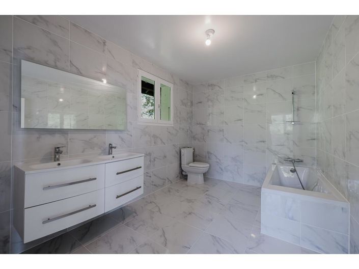 Image No.9-4 Bed House for sale