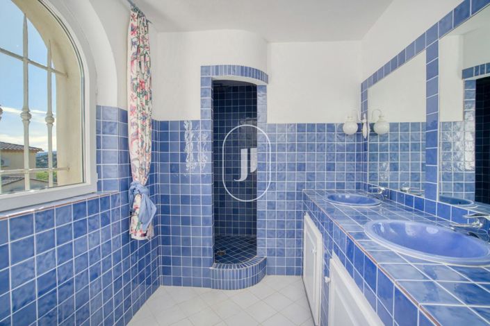 Image No.7-Maison de 3 chambres à vendre à Sainte-Maxime