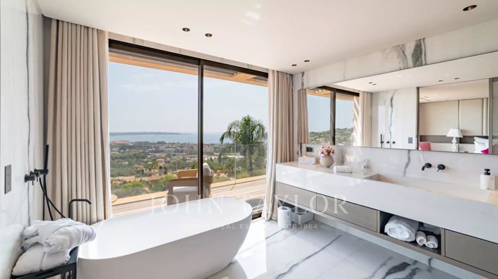 Image No.16-Maison de 5 chambres à vendre à Golfe Juan