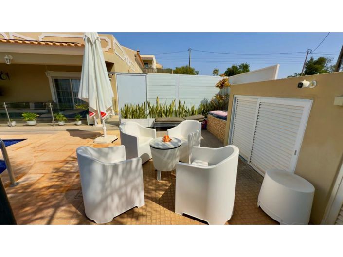 Image No.11-Maison de 4 chambres à vendre à Loule