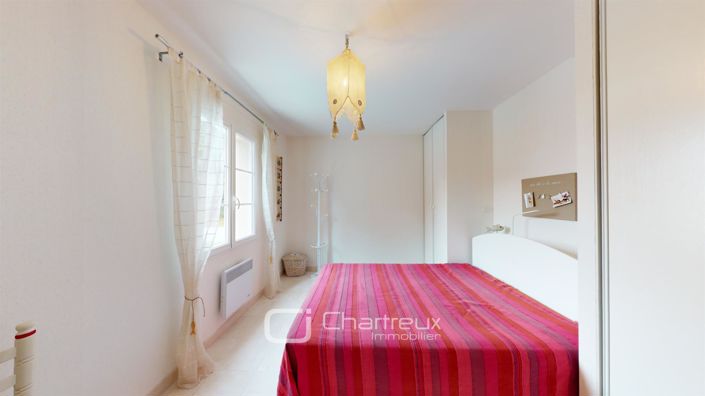 Image No.8-7 Bed House for sale