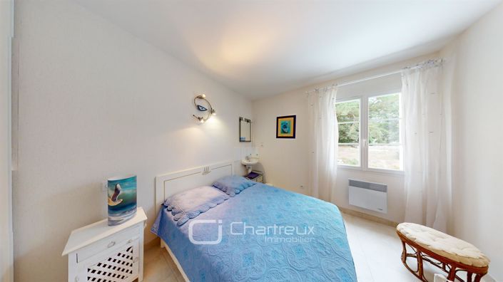 Image No.9-7 Bed House for sale