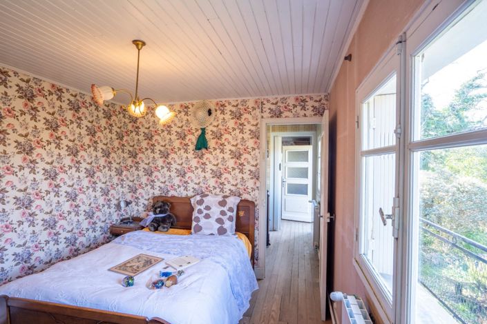 Image No.13-7 Bed House for sale