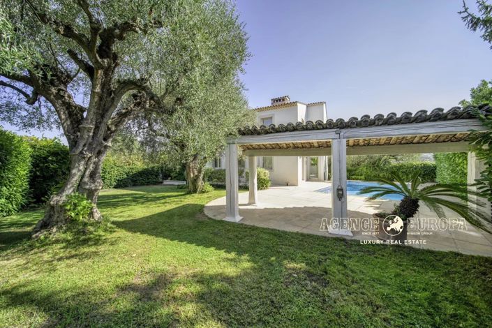 Image No.3-4 Bed House for sale