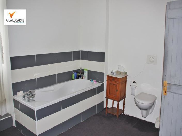 Image No.15-5 Bed House for sale