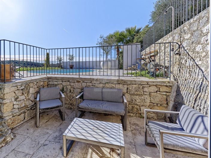 Image No.22-4 Bed House for sale