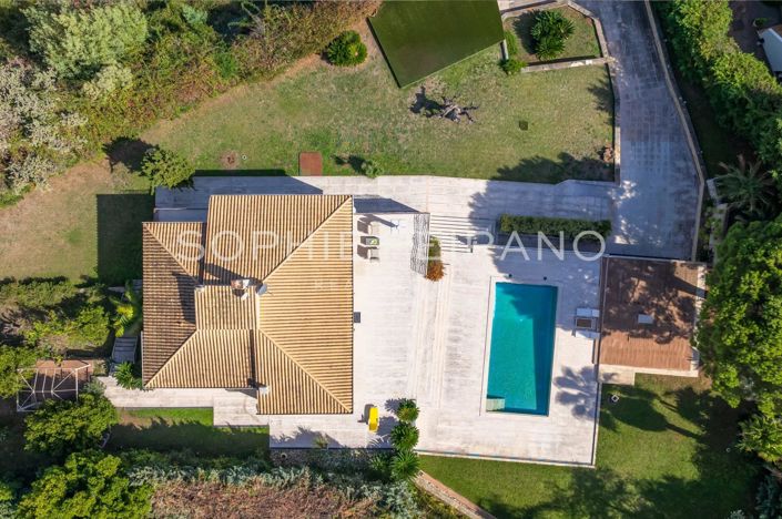 Image No.8-4 Bed House for sale