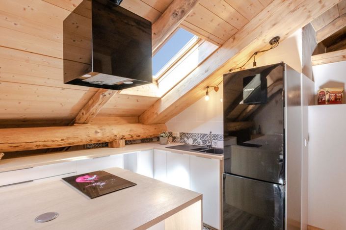 Image No.17-8 Bed House for sale