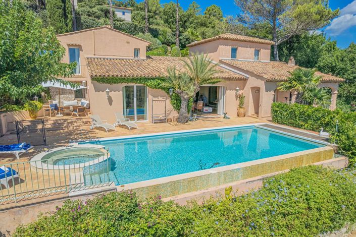 Image No.2-Maison de 6 chambres à vendre à Grimaud