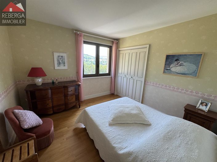 Image No.11-4 Bed House for sale