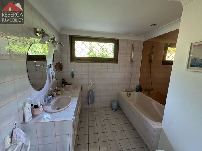 Image No.13-4 Bed House for sale