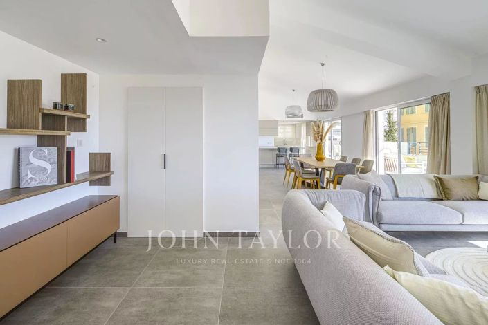 Image No.5-Appartement de 4 chambres à vendre à Cannes