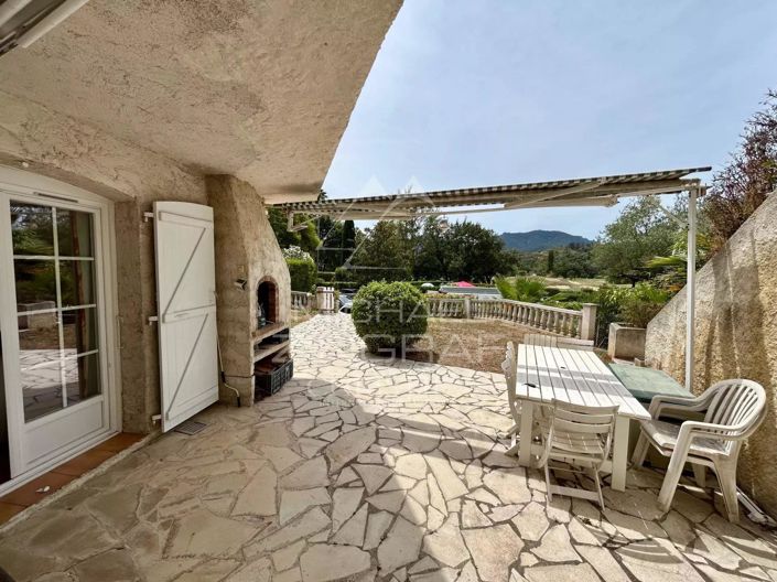 Image No.17-3 Bed House for sale