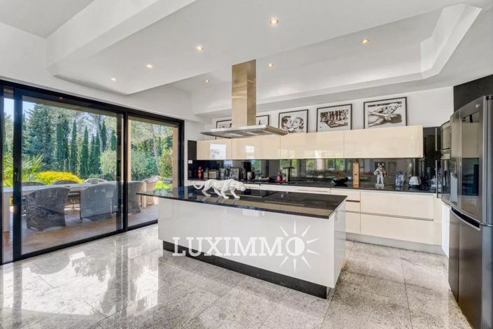 Image No.8-Maison de 6 chambres à vendre à Mougins