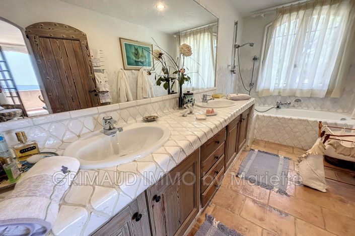 Image No.15-Maison de 5 chambres à vendre à La Garde-Freinet