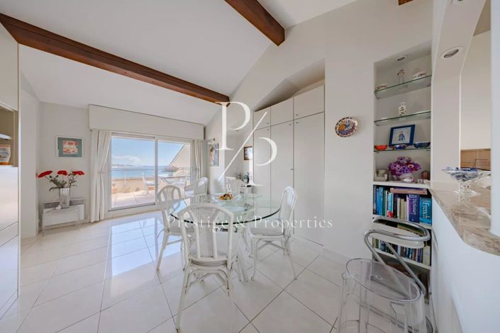 Image No.4-Appartement de 2 chambres à vendre à Saint-Raphael