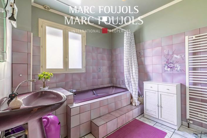 Image No.22-7 Bed House for sale