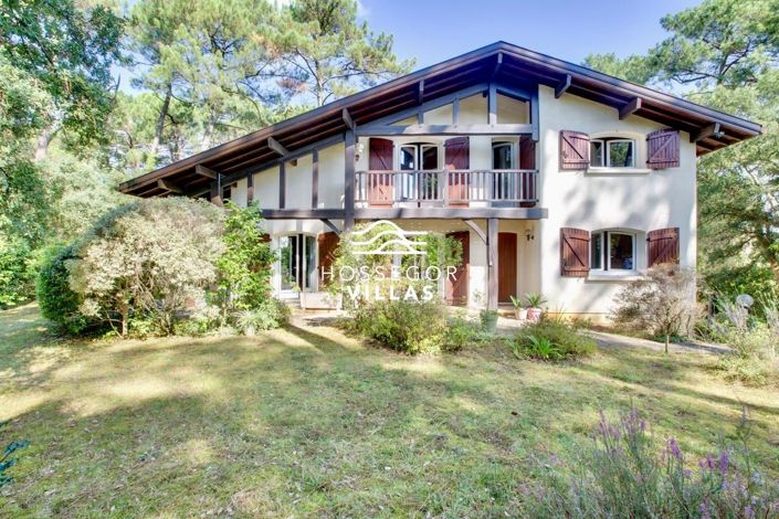 Image No.6-5 Bed House for sale