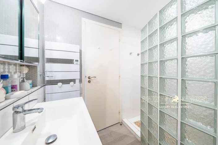 Image No.19-2 Bed Apartment for sale