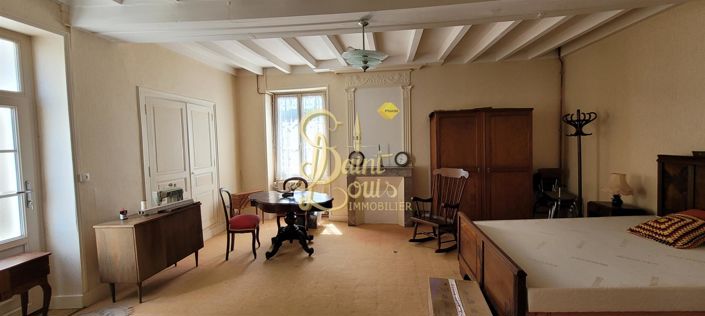 Image No.5-Maison de 2 chambres à vendre à Chinon