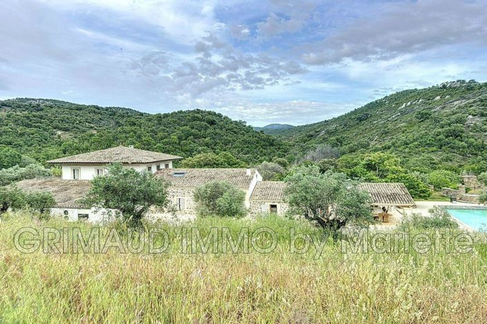 Image No.6-Maison de 6 chambres à vendre à Le Plan-de-la-Tour